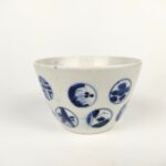 japanese antique Imari ware blue and white soba cup with design of circle