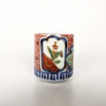 japanese antique Imari ware colored smallcup with design of flower