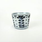 japanese antique Imari ware blue and white soba cup with design of flower