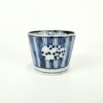japanese antique Imari ware blue and white soba cup with design of vertical stripes and circle
